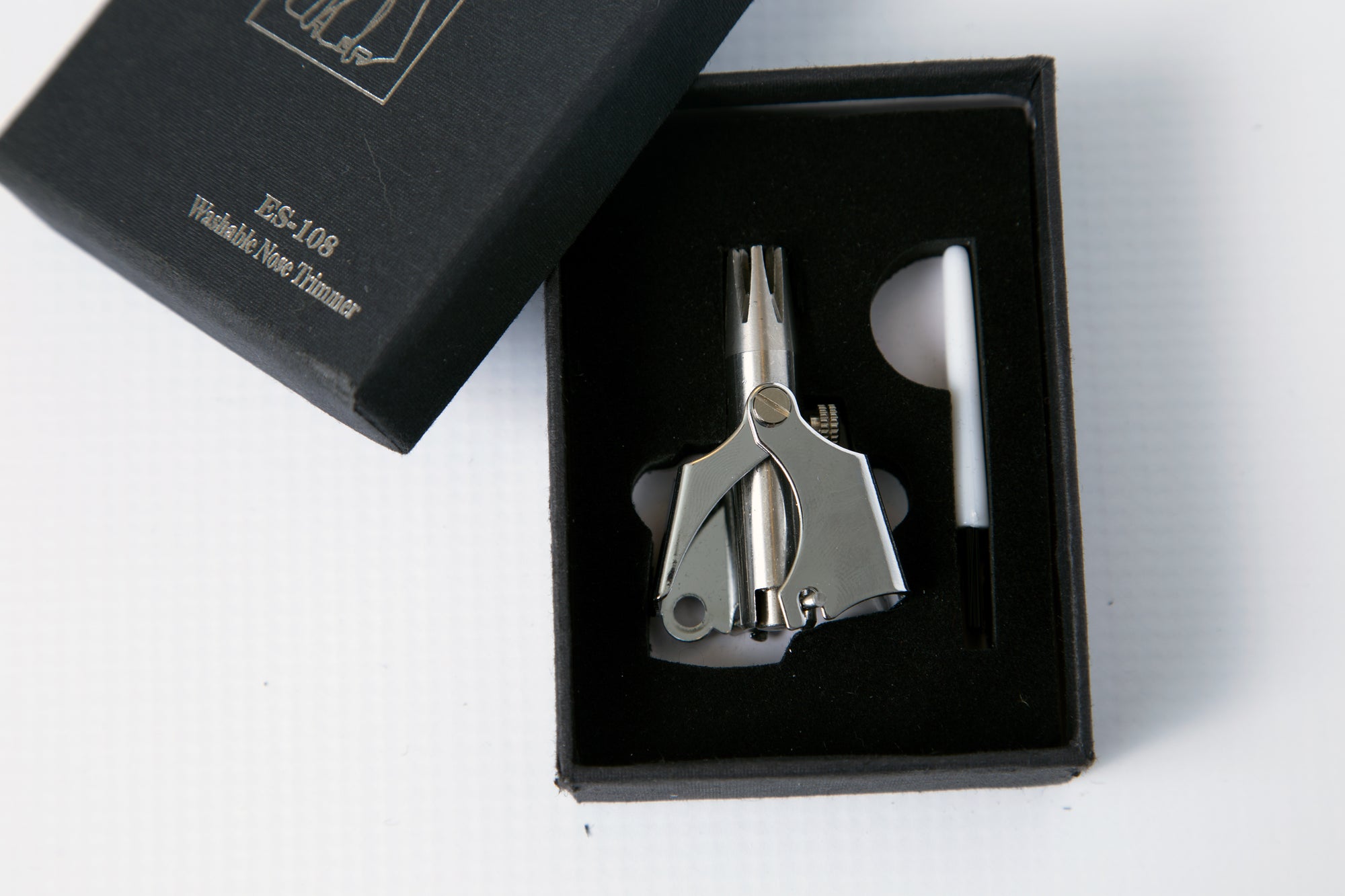 ManBasics Ear and Nose Trimmer in Case